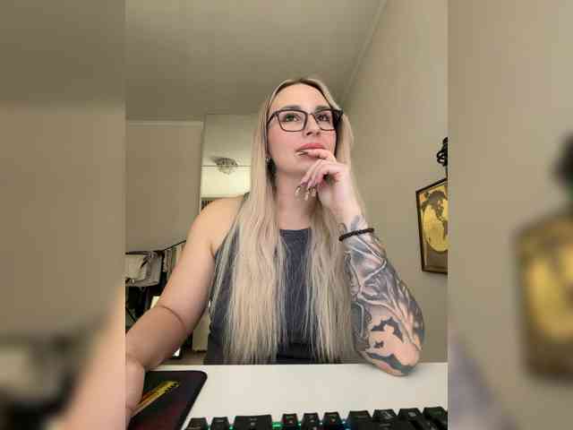 FetishTeacher webcam