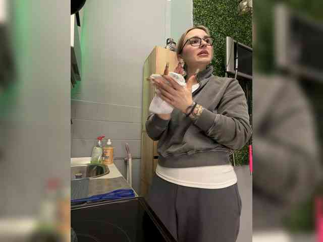 FetishTeacher webcam