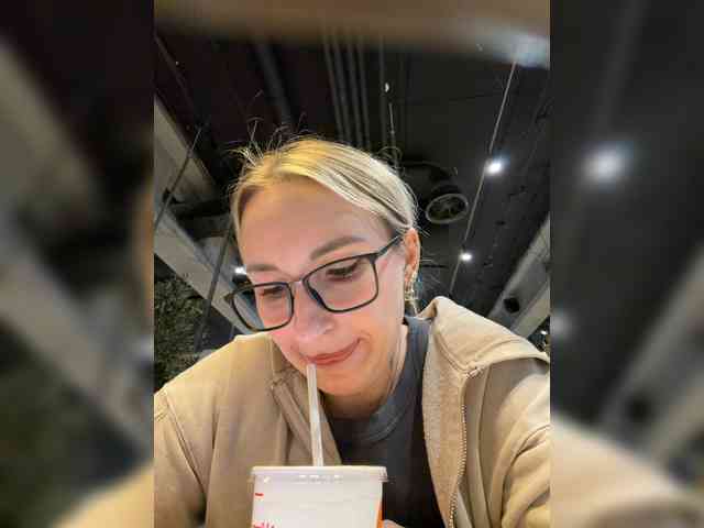 FetishTeacher webcam