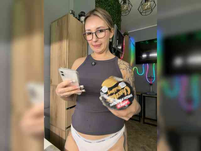 FetishTeacher webcam