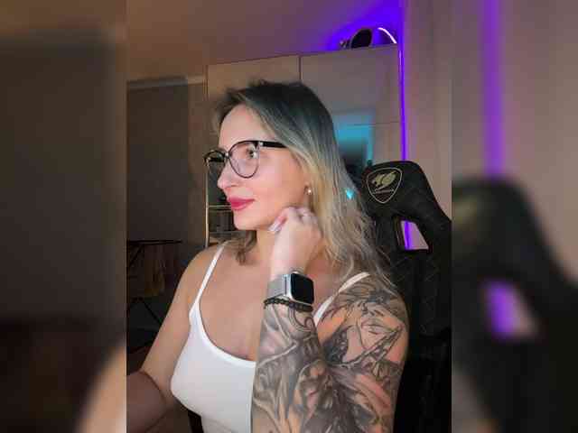 online cam fun Miss-Fetish