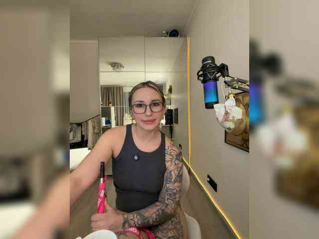 FetishTeacher webcam