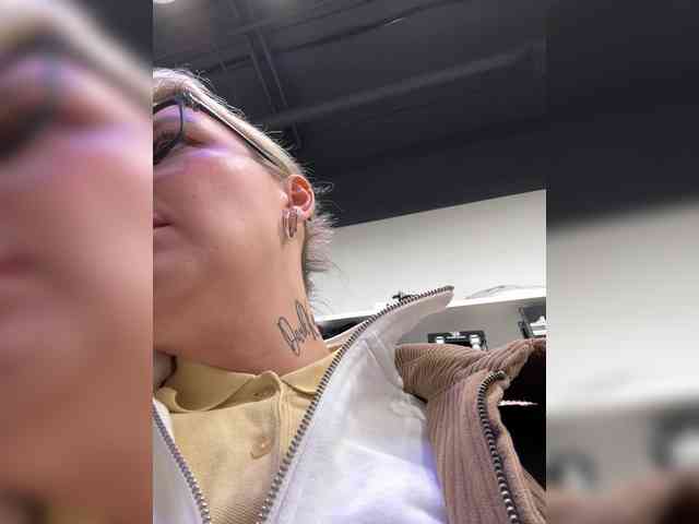 FetishTeacher webcam