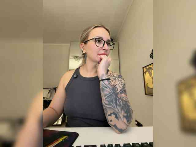 FetishTeacher webcam