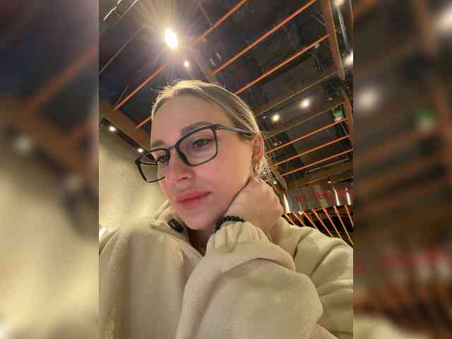 Miss-Fetish Miss-Fetish