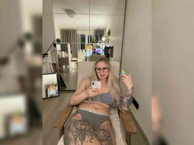 FetishTeacher webcam