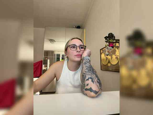 FetishTeacher webcam