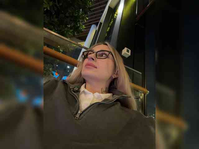 FetishTeacher webcam