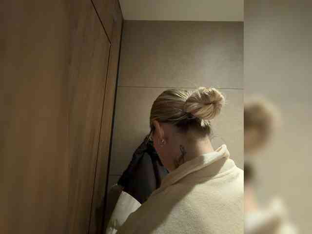 FetishTeacher webcam