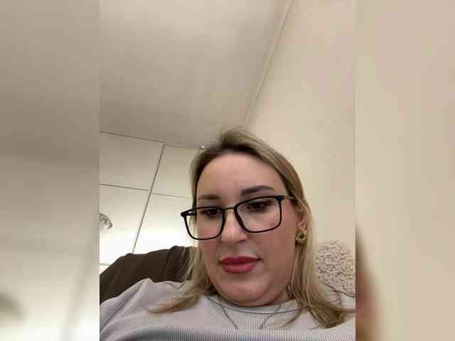 Miss-Fetish Miss-Fetish