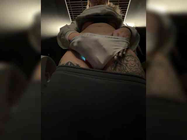 FetishTeacher webcam