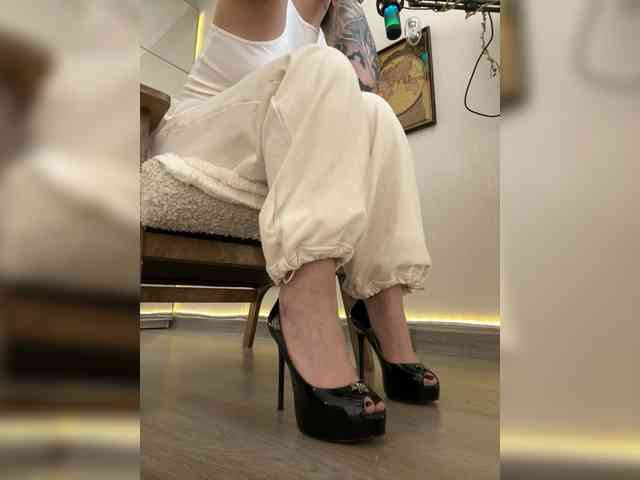 FetishTeacher webcam