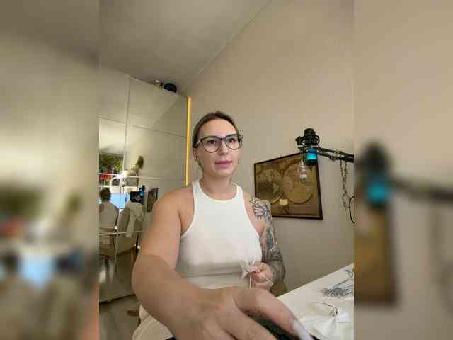 FetishTeacher webcam