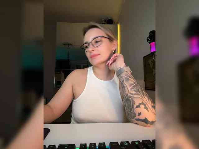 FetishTeacher webcam