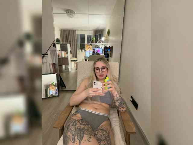 FetishTeacher webcam