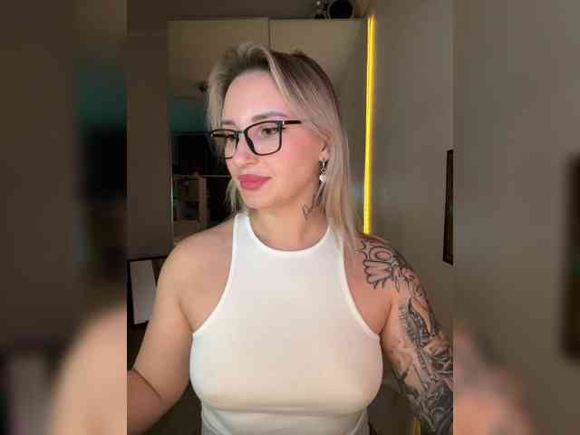 Miss-Fetish Miss-Fetish