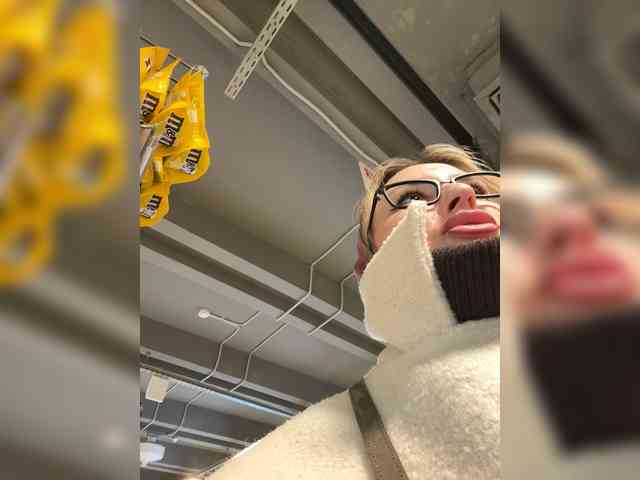 FetishTeacher webcam