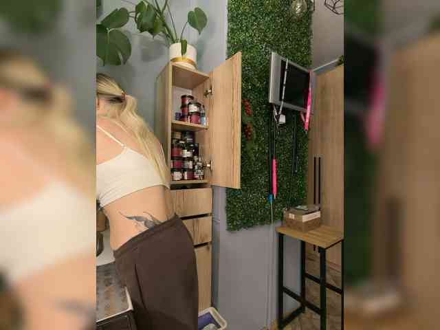 FetishTeacher webcam