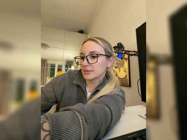 FetishTeacher webcam