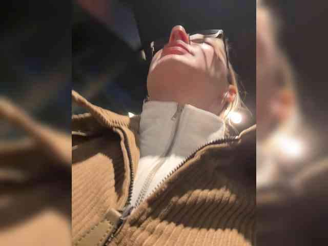 FetishTeacher webcam