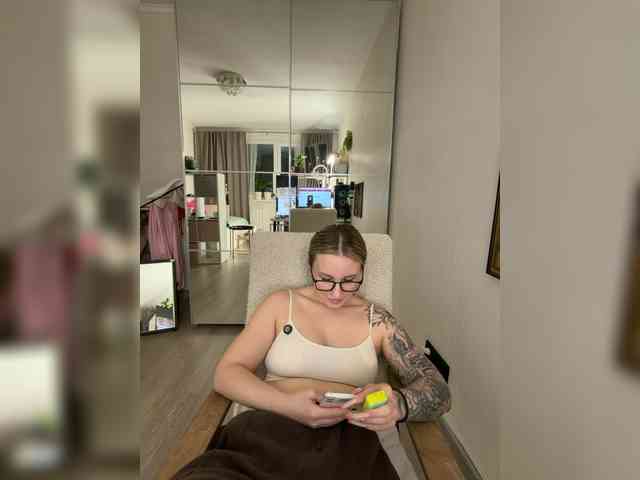 FetishTeacher webcam