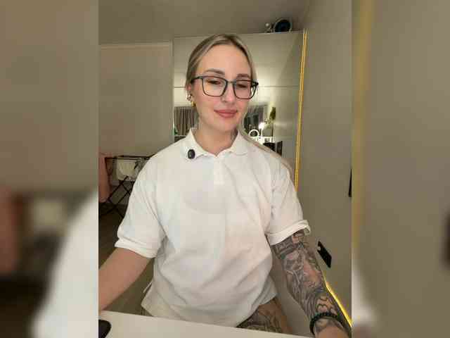 FetishTeacher webcam