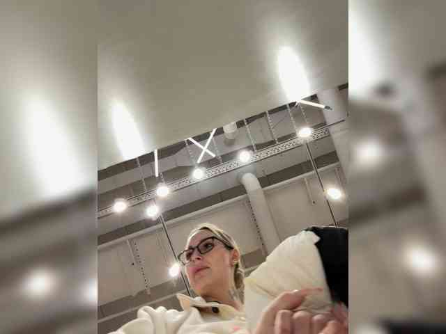 FetishTeacher webcam