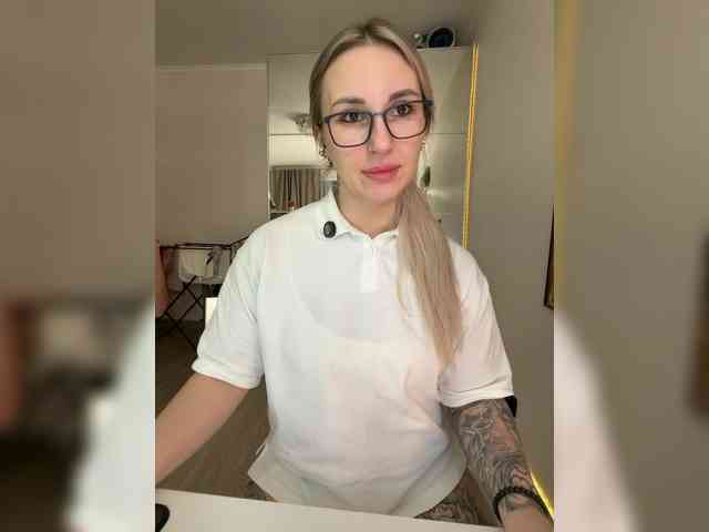 FetishTeacher webcam