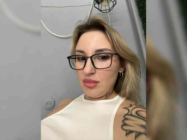 FetishTeacher webcam