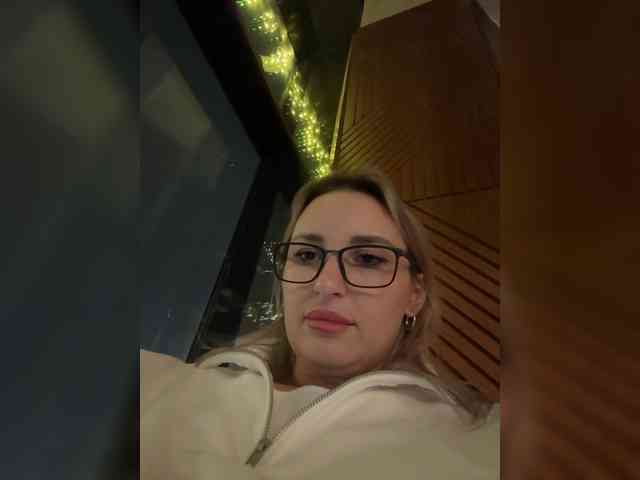 Miss-Fetish Miss-Fetish