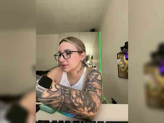 Miss-Fetish Miss-Fetish