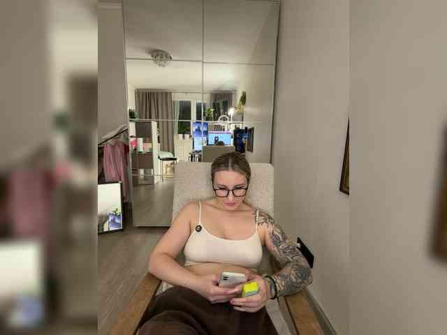 FetishTeacher webcam