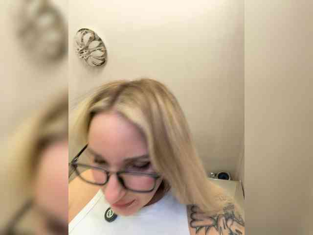 FetishTeacher webcam