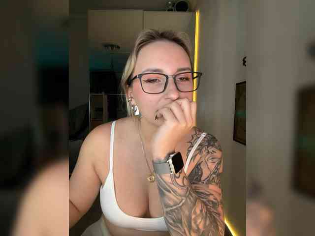 Miss-Fetish Miss-Fetish