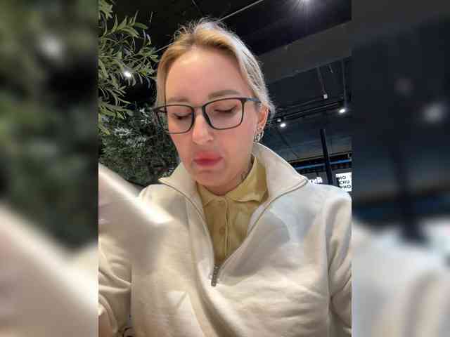 FetishTeacher webcam