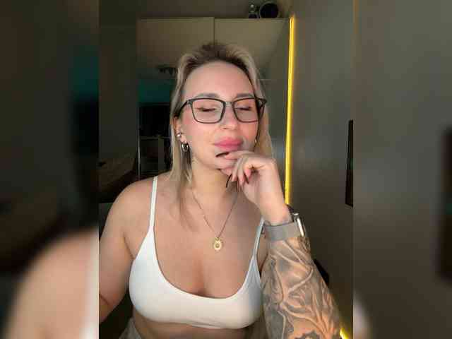 Miss-Fetish Miss-Fetish