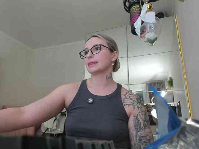 FetishTeacher webcam