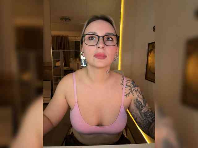 Miss-Fetish Miss-Fetish