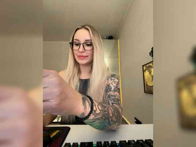 Miss-Fetish Miss-Fetish