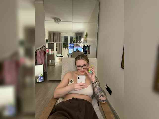 Miss-Fetish Miss-Fetish