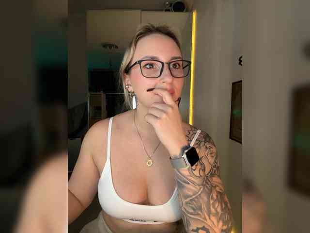 Miss-Fetish Miss-Fetish