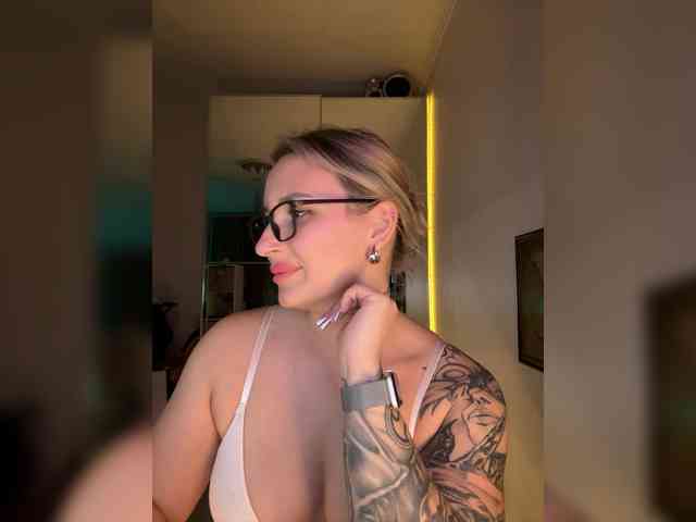 FetishTeacher webcam