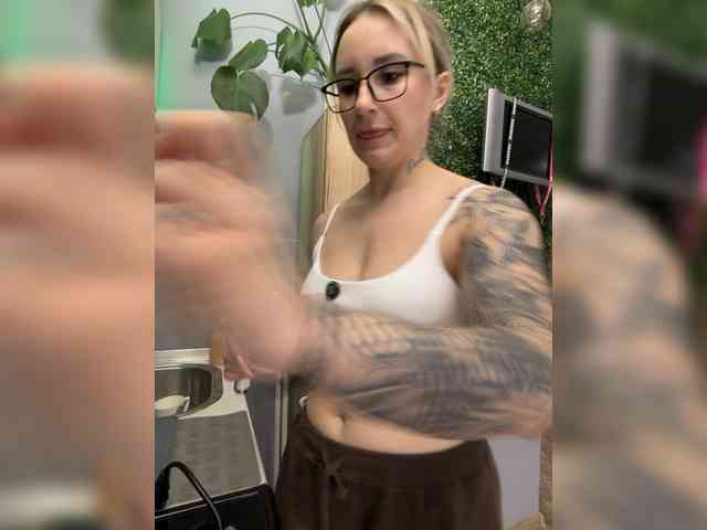 Miss-Fetish Miss-Fetish