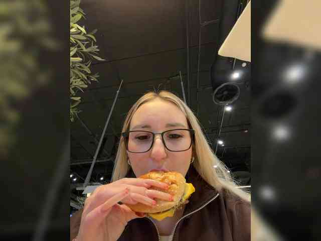 FetishTeacher webcam