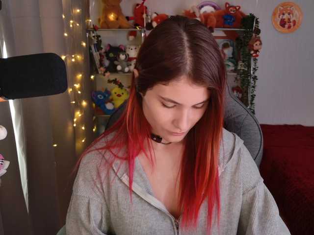 FOX69LOVE's BongaCams show and profile