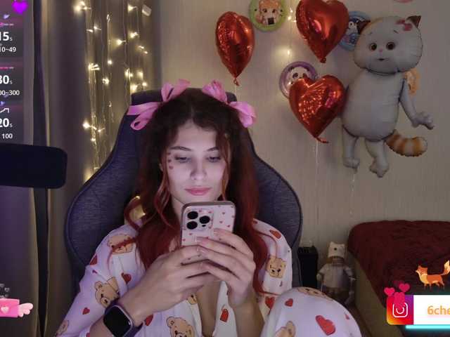 FOX69LOVE's BongaCams show and profile