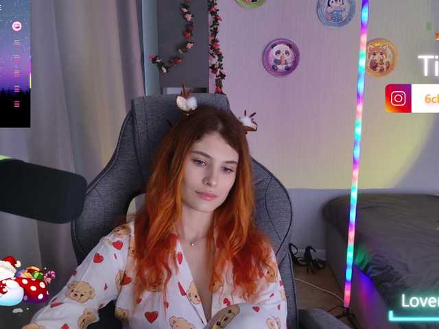 FOX69LOVE's BongaCams show and profile