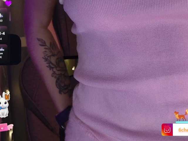 FOX69LOVE's BongaCams show and profile