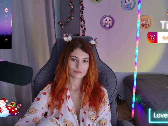 FOX69LOVE Live Webcam on BongaCams