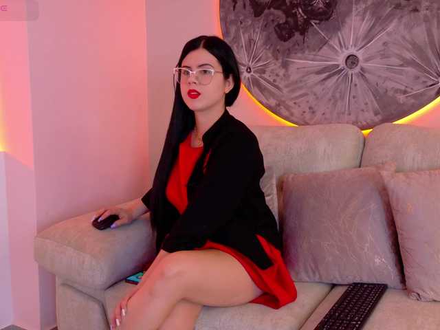 ShanellMoore's BongaCams show and profile